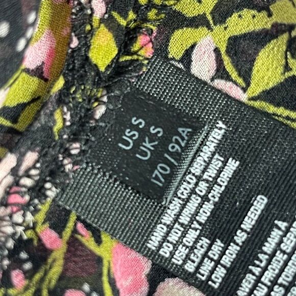 Free People Hold Onto Me Black Floral Button Down Shirt Sz S - Picture 2 of 11